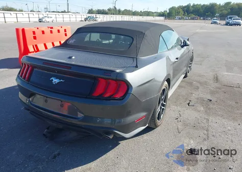 2019 Ford Mustang Ecoboost z USA, uszkodzony, nr VIN 1FATP8UH8K5199978